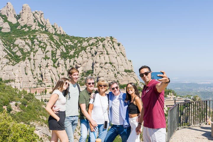 Montserrat Full Day Tour with Castle-Winery Lunch & Wine Tasting