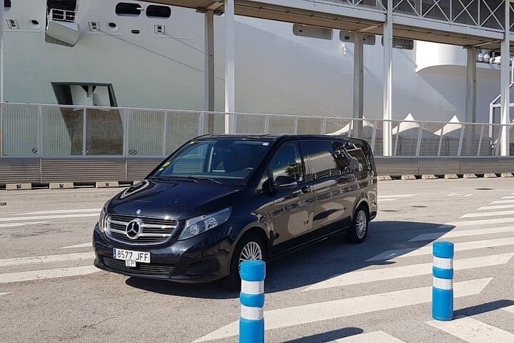 Barcelona Highlights Private Guided Tour