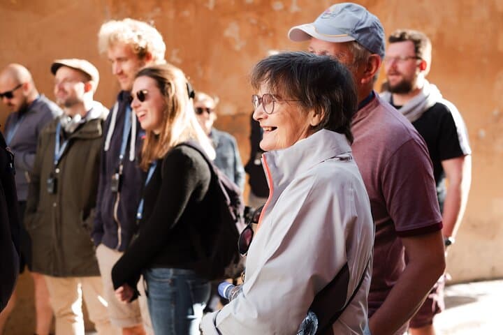 Walking Tour of Sevilla's Historic Sites