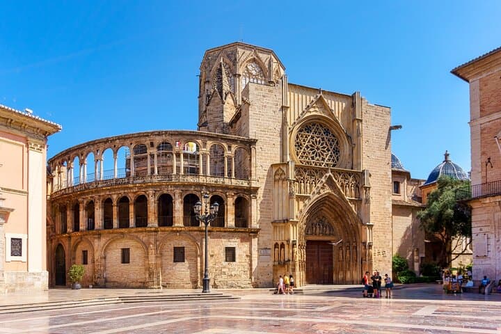 Valencia Unveiled: A Private Walking Tour Through Time
