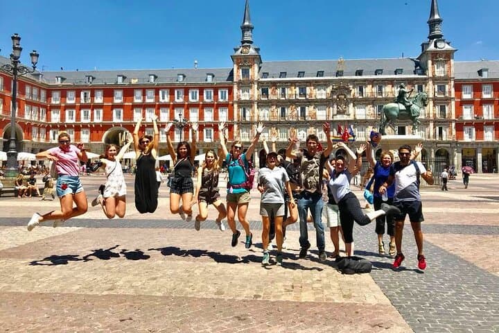 Madrid Highlights: Private Walking Tour