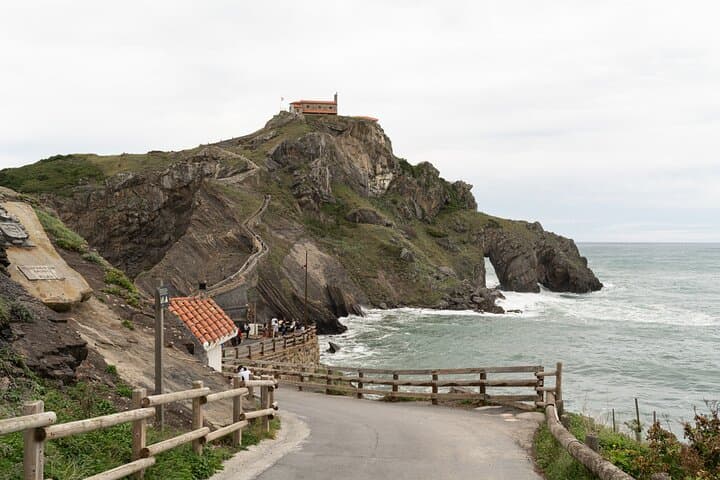 Dragonstone, Mundaka and Guernica from Bilbao