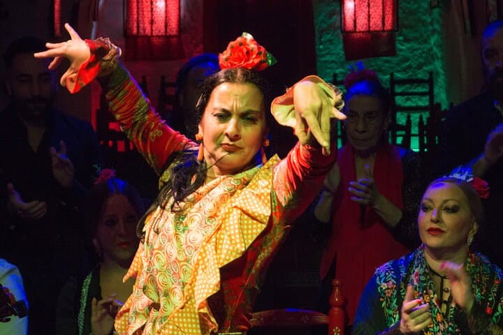 Flamenco show at Cuevas Los Tarantos Sacromonte