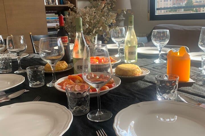 Spanish Tapas Experience and Sangría Showcooking in Madrid