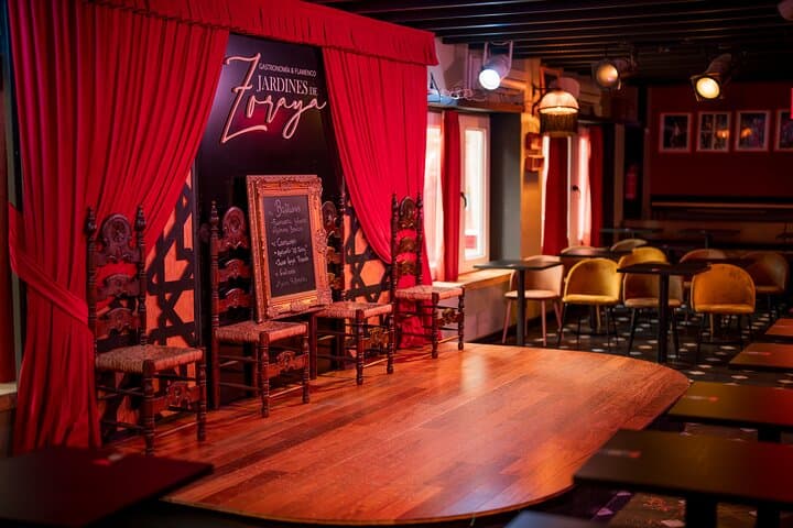 Flamenco Show Ticket at tablao Jardines de Zoraya Granada