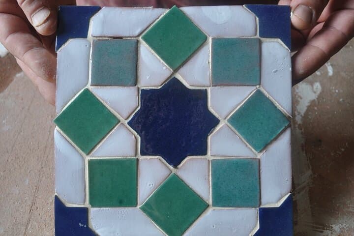 Make an authentic Arabic tiling mosaic (zellige)