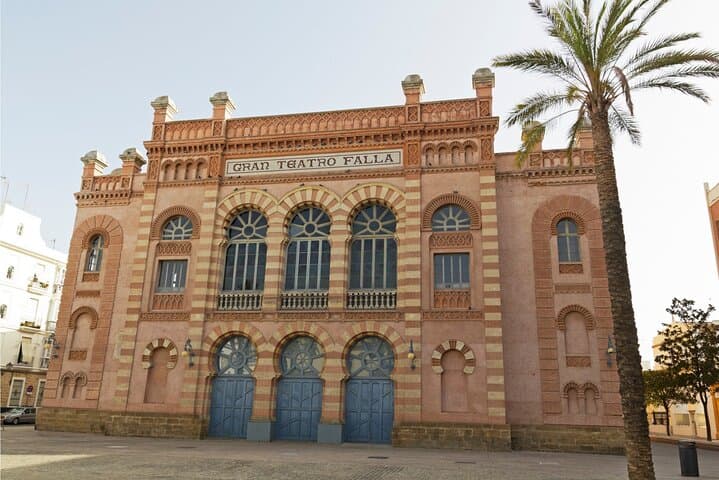 Cádiz Self-Guided City Walking Tour & Scavenger Hunt