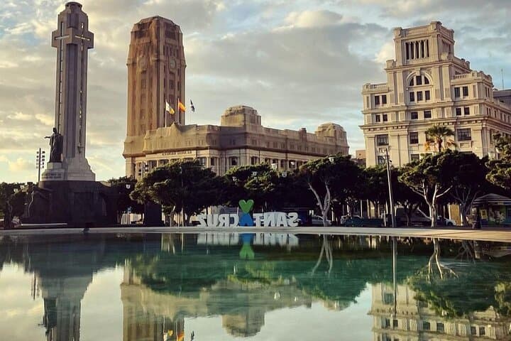 Private tour with photos in Santa Cruz de Tenerife