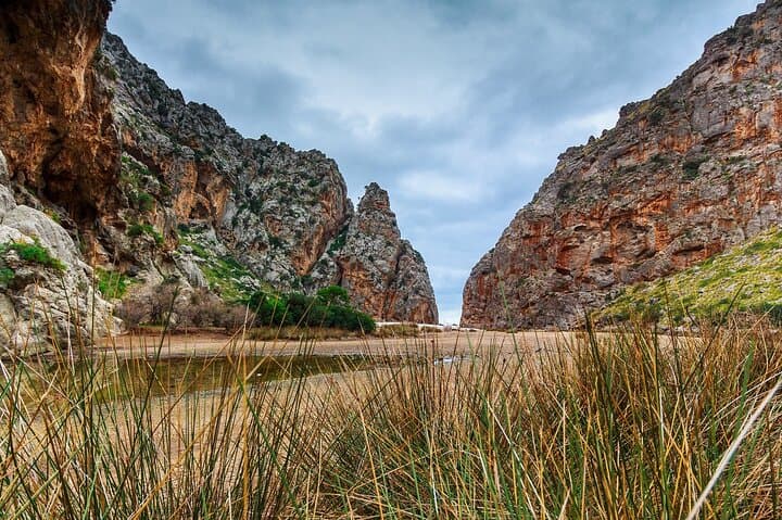 Hike the canyon of Torrent de Pareís