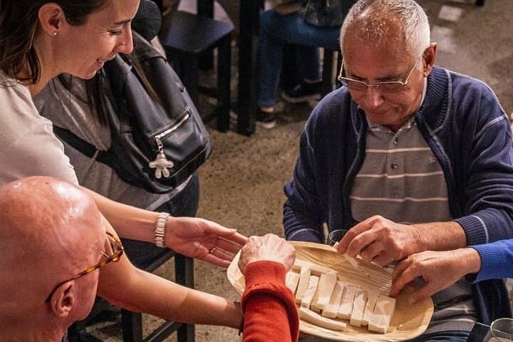 Guided Tour Montesdeoca Cheese Factory - Cheese and Wine Tasting