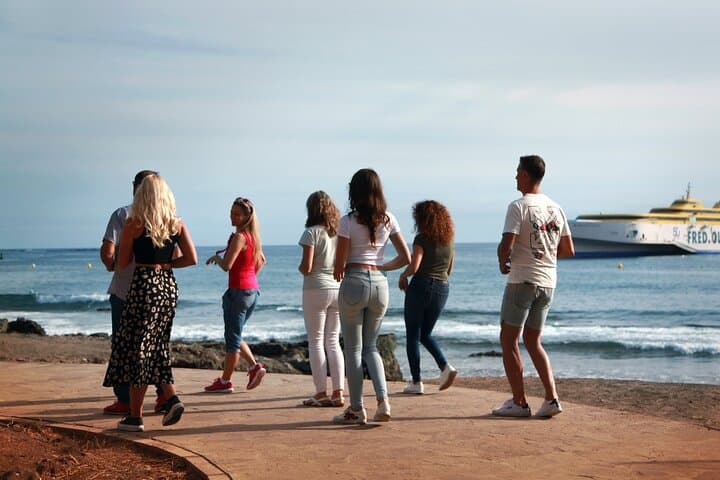 Salsa & Bachata, dance lessons Tenerife south. Have fun and learn