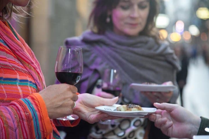 San Sebastián Walking Dinner Tour with Basque Bites