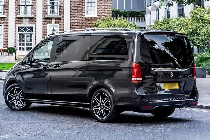 Arrival Transfer Valencia Airport VLC to Valencia City by Minivan