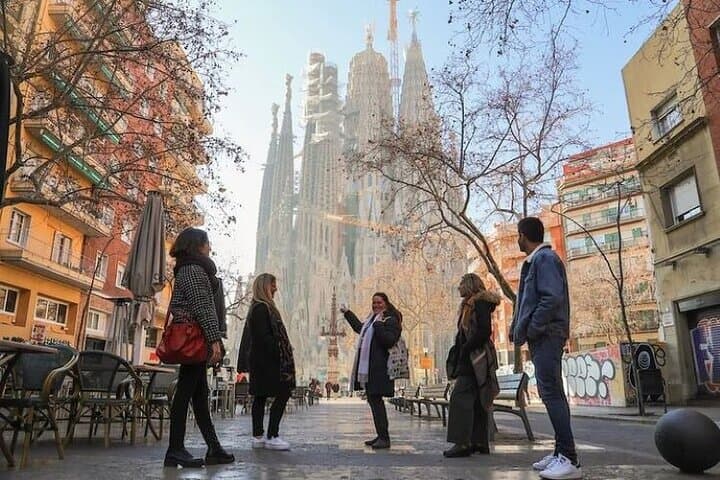 Barcelona Sagrada Familia Skip The Line Insider Guided Tour