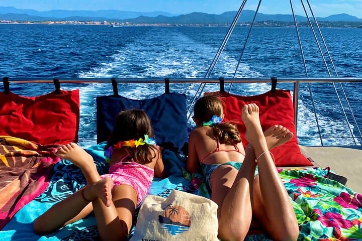 A day on catamaran Portitxol Island with food and bath from Denia