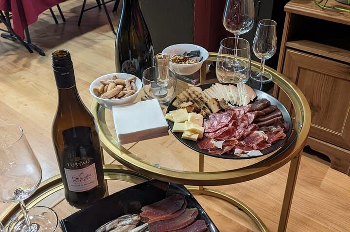 Andalusian Flamenco, Wine and Tapa Experience