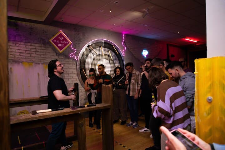 Axe Throwing 1 hour session