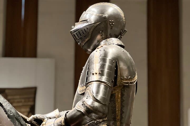 Tour of the Royal Collections of Madrid small group and skip the line