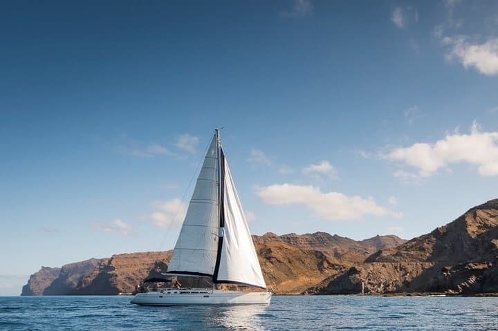 Private 3-hours afternoon SailingTour and Snorkeling with Food and Drinks