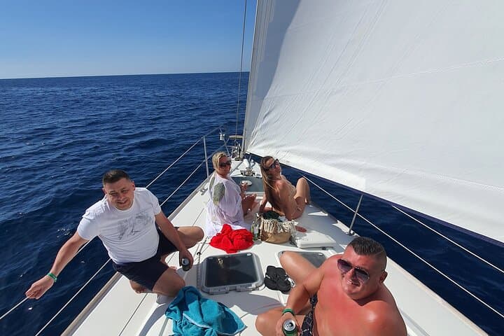 Private 3-hours afternoon SailingTour and Snorkeling with Food and Drinks