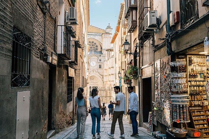 Tour por Segóvia e Toledo com Alcázar + ebook