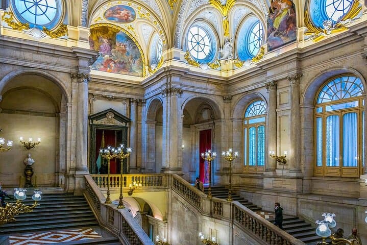 Historical Visit to the Royal Palace Madrid + Ebook
