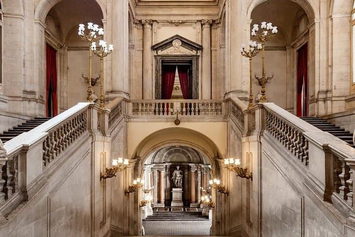 Historical Visit to the Royal Palace Madrid + Ebook