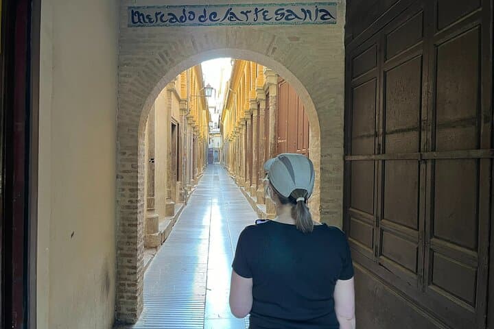 Enchanting Granada: A Self-Guided Audio Tour