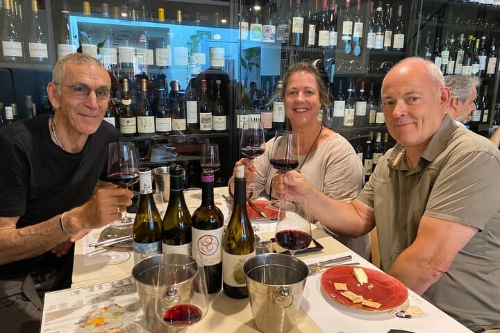 Private Valencia Wine Tasting & Tapas with Sommelier
