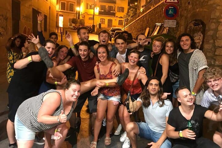 Alicante Pub crawl: Party as a Local