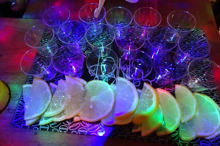 Alicante Pub crawl: Party as a Local