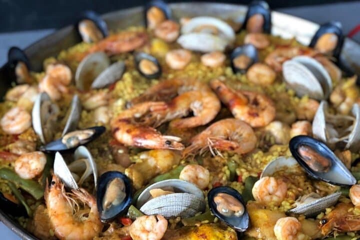 Learn and cook authentic Spanish food in Puerta del Sol!