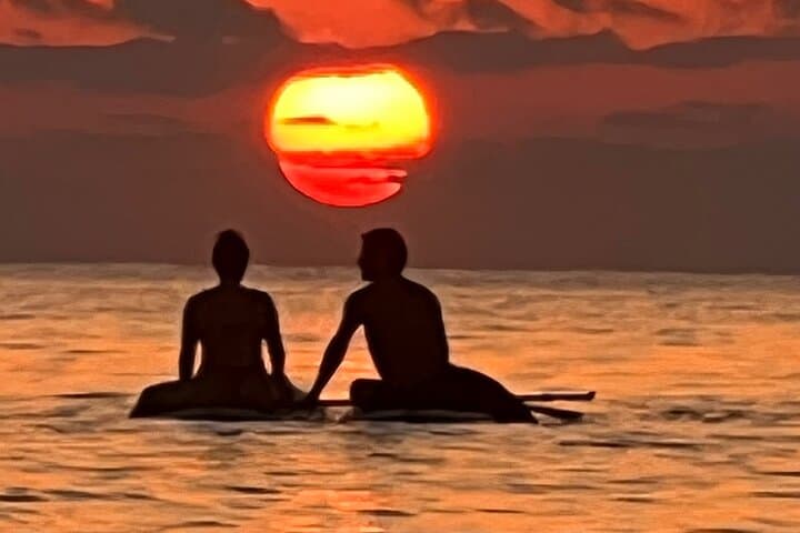 Paddle Surf al Amanecer Incluidos fotografías, vídeos y Desayuno