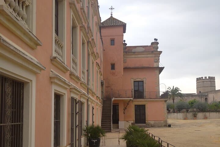 A Self-Guided Exploration of Jerez de la Frontera