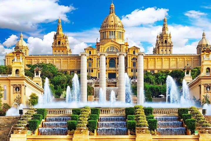 MAGIC FOUNTAINS . (MANAC)
