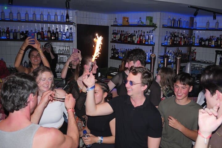 Barcelona Rooftop, Boat Party, Party Bus & Week VIP Club Pass