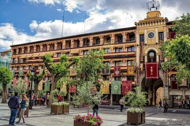 Toledo Day Trip from Madrid with Guided Tour and Free Time
