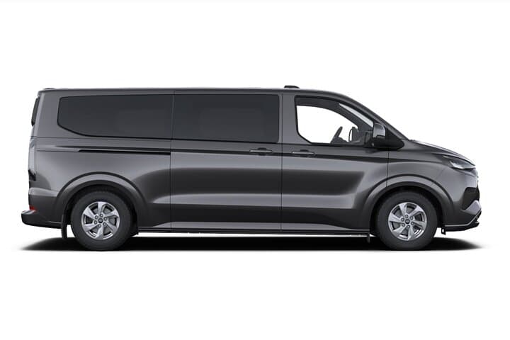 Barcelona Departure: Private Transfer for Groups