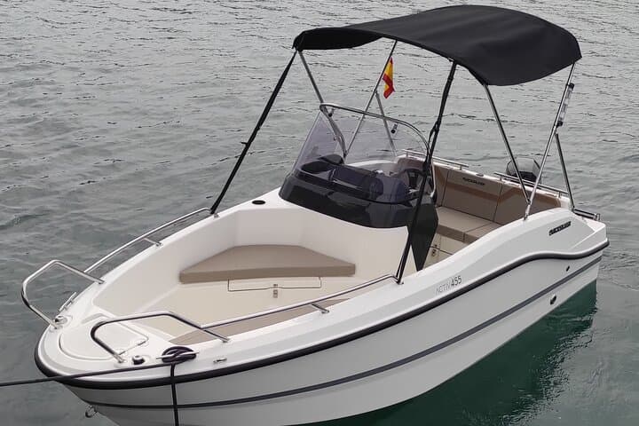 Boat rental without license - B452 'Doris' (4p) - Can Pastilla
