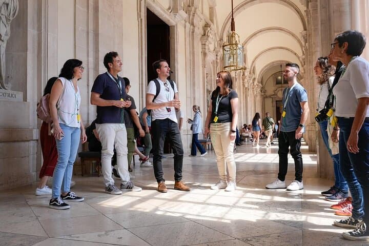 Madrid Highlights and Royal Palace Half-Day Private Tour