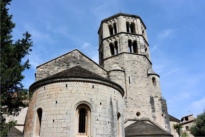 Guided Walking Tour in Girona