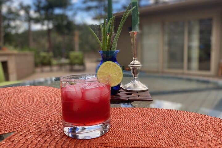 Traveling Spoon Private Online Mixology or Cocktail Making Class