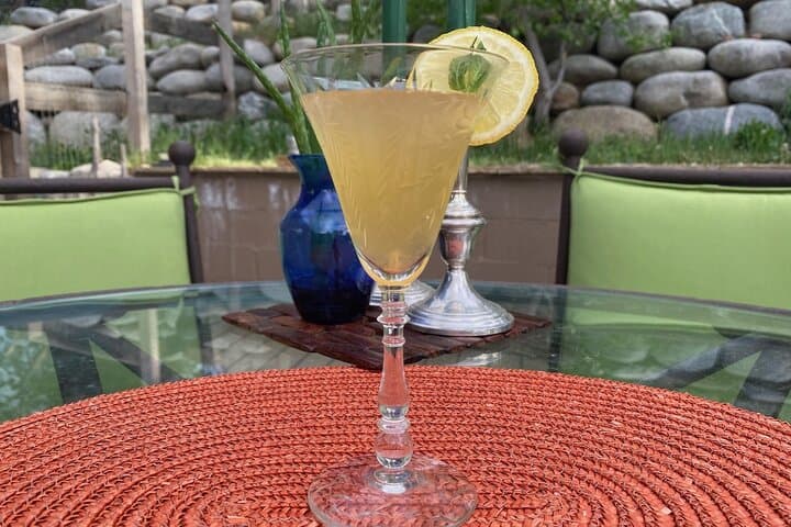 Traveling Spoon Private Online Mixology or Cocktail Making Class