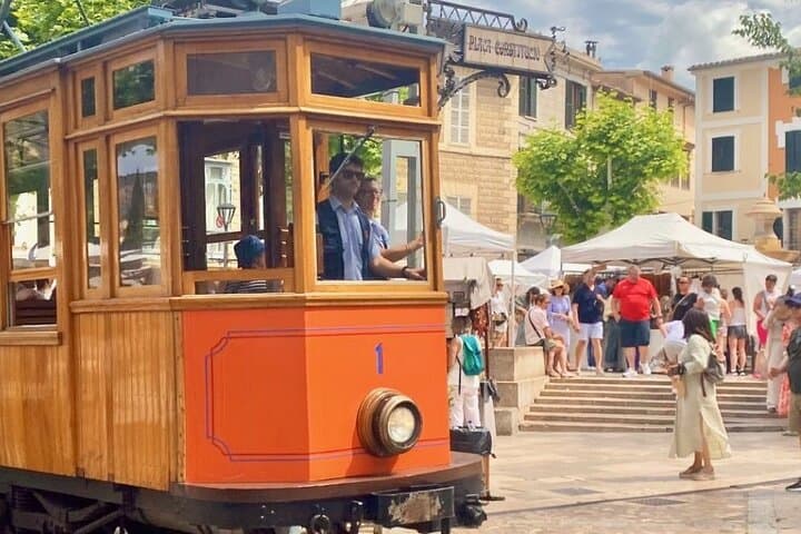 Soller’s Secret Stories: An Audio Tour by Travel Author