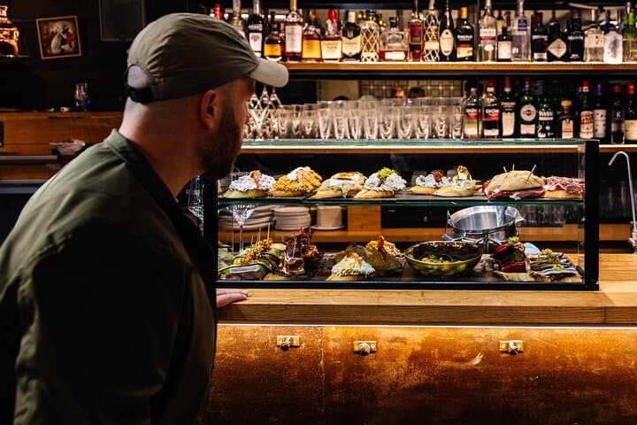 Chef-Led San Sebastián Pintxos Tour: 5 Bars, Food & Wine