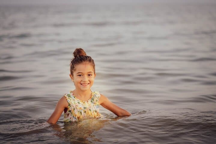 Sunset photo session on the best beaches in Alicante