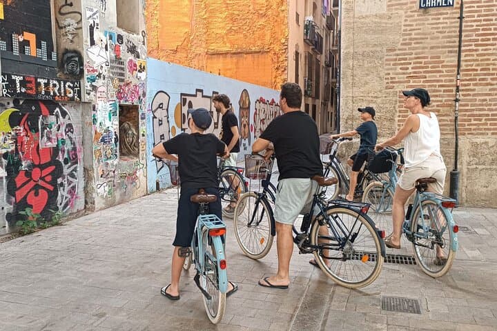 Valencia Street Art | Small Group Guided Tour by Bike
