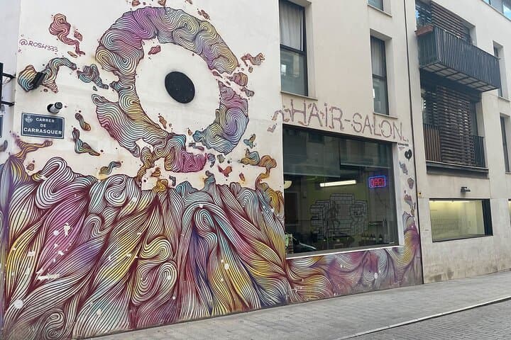 Valencia Street Art | Small Group Guided Tour by Bike
