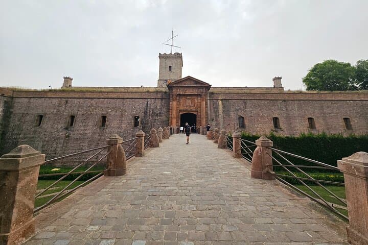 Montjuic Castle Admission Ticket in Barcelona