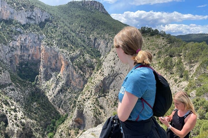 Hiking in Montanejos and swim in Thermal Springs - OFFICIAL GUIDE